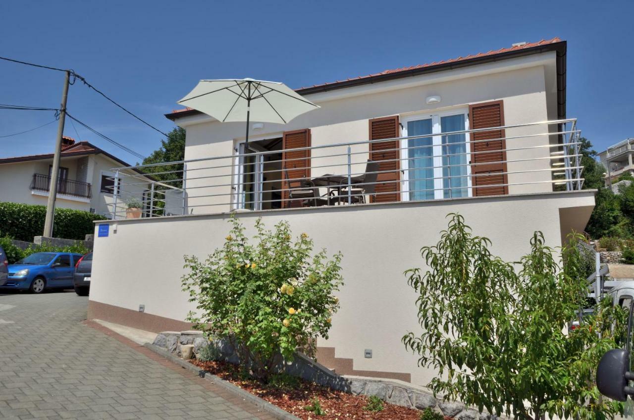 Apartments Golden Hour Jurdani Exterior photo